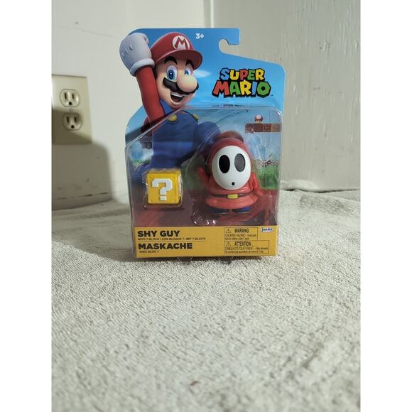 Jakks Pacific World of Nintendo Super Mario Shy Guy w Block 4" Action Figure NEW - Picture 1 of 6